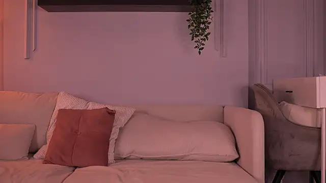 MillaSerene Webcam show
