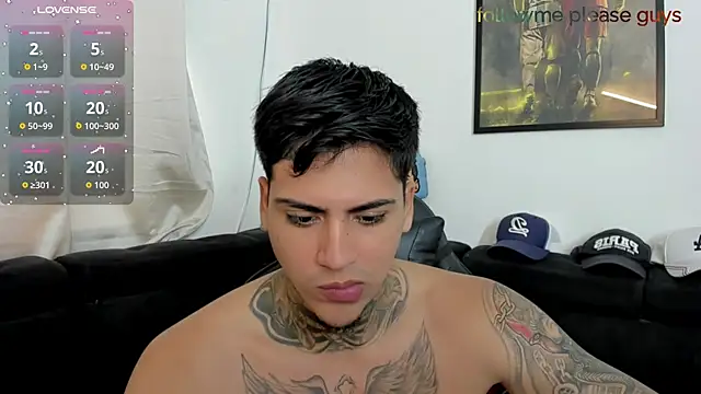 sweetlatinoboy's Webcam Show