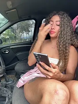 roxyrougee – Naživo XXX chat