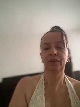 Pokazy przed kamerką – Soy_Camila8