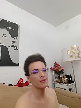 RebeccaNoble Chat XXX live