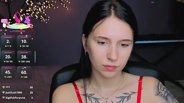 KarolinaBlacks Live XXX-Chat