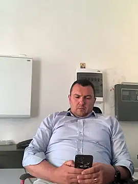 Mike8523 Live XXX Chat