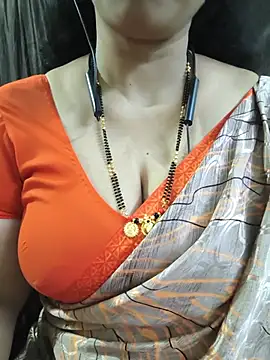 Webkamerová show bhuvana_555