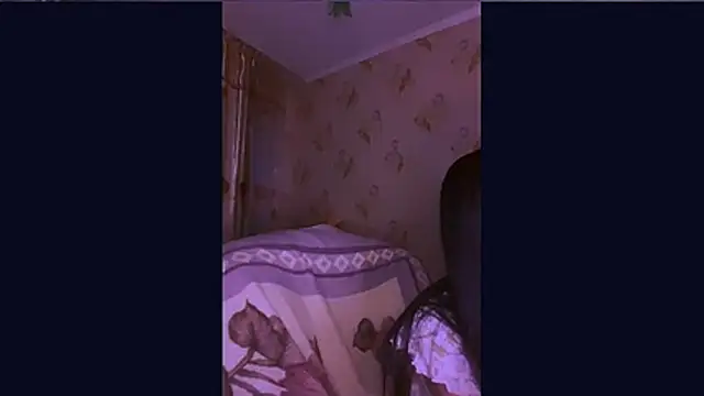 Starry_Siren live XXX chat