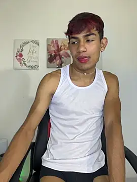 XXX chat uživo modela cherub_