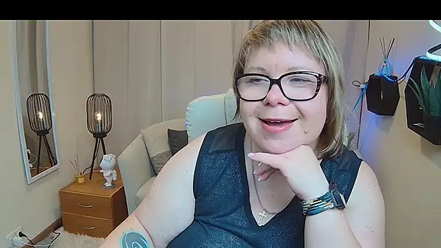 BonnnyBoobsy Chat XXX live