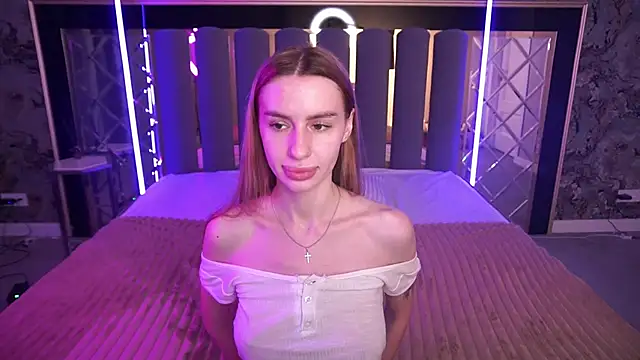 Snow_WhiteeeX's Live XXX Chat