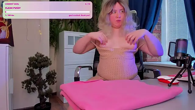 Ellis_Nova Live XXX-Chat