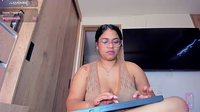 iriss_25 Live XXX-chat