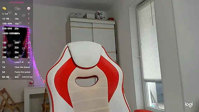 HotCarolineXO's Live XXX Chat