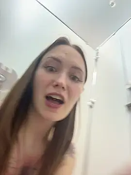 EliteBitch Live XXX Chat