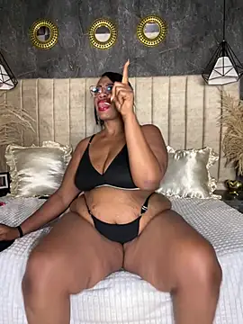 Show modela AranzalatinBlaks1 na web-kameri