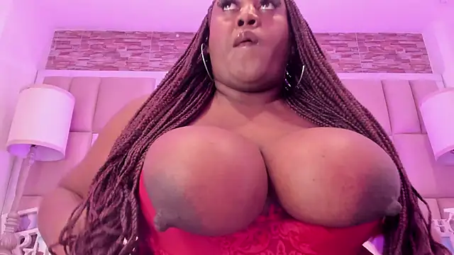 ShaniaBrownn's Live XXX Chat