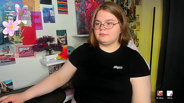 Maneela_Kennedy Pertunjukan Webcam
