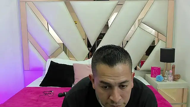 Chatroom XXX en direct de AliceCruzz