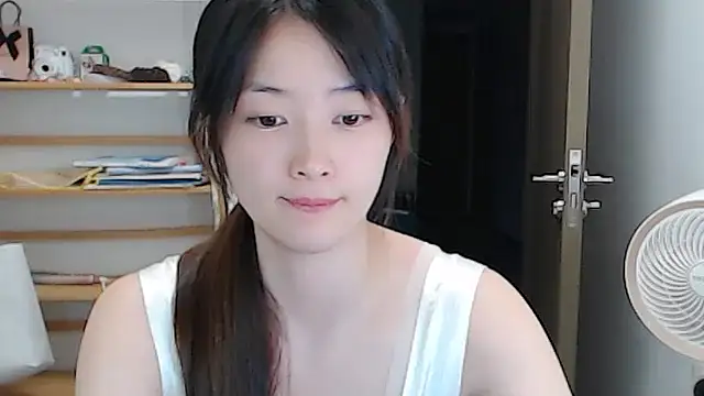 Mimi-cnbaby 现场XXX聊天