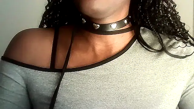 Chatroom XXX en direct de Chatdoll2