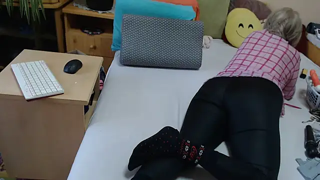 Dorina Adlı Modelin Canlı XXX Sohbeti