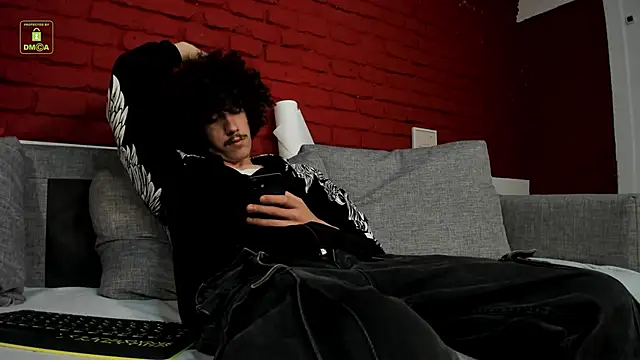 Dilan_Wolfe Chat XXX in diretta