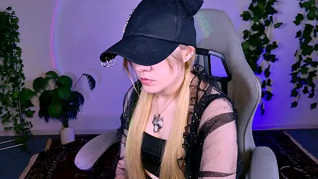 XXX chat uživo modela Kumiho_7777