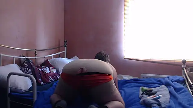 Show modela Daddybear26 na web-kameri