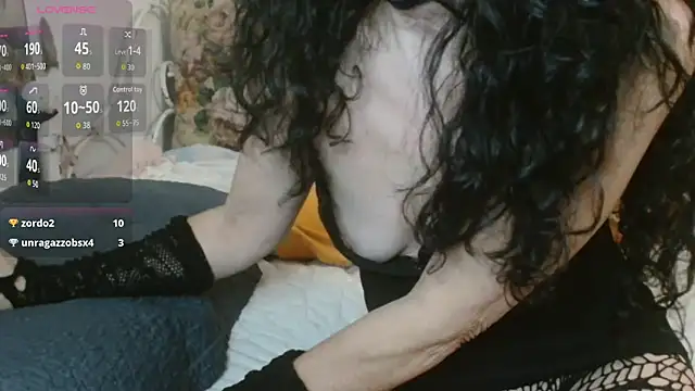 Živý XXX chat Yllmira