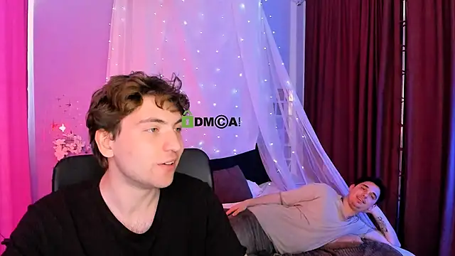 joseph_bear_'s Webcam Show