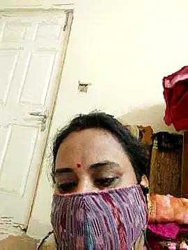 Sheela-Bhabi Live XXX-Chat