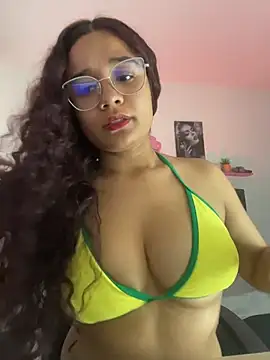 Chat +18 de KITTY914 ao vivo
