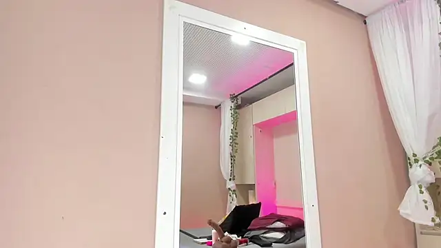 Živý XXX chat CassiieLondon_