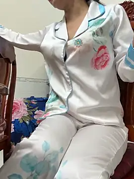 ___Erin___ Chat XXX in diretta