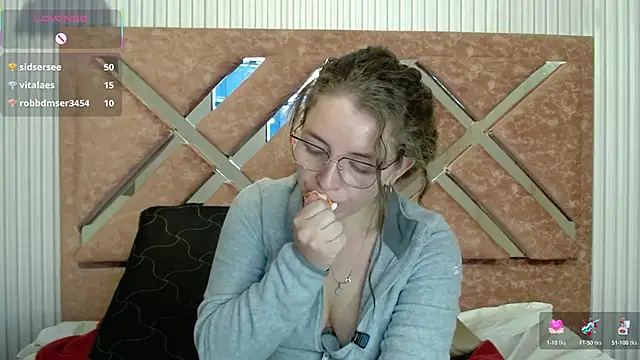 Chat +18 de _isaabellaa ao vivo