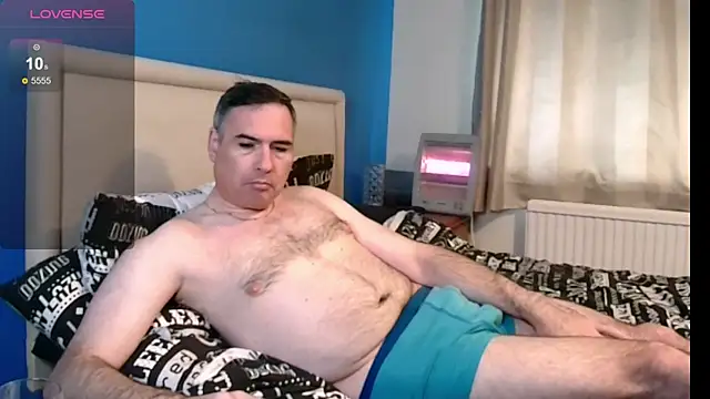 Pokazy przed kamerką – Pauly_Andrew