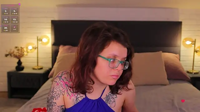 Ariell_Mini Chat XXX live