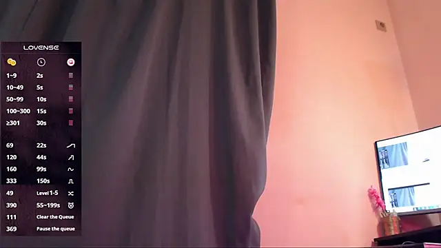 Chat XXX ao vivo de DelicateKiss
