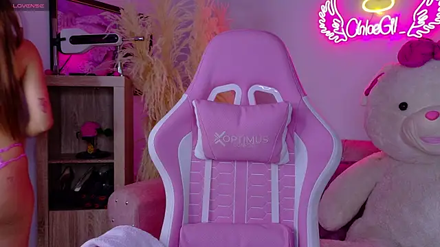 ChloeGil Adlı Modelin Canlı XXX Sohbeti