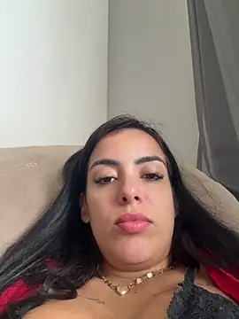 Srta_Jhenny Adlı Modelin Canlı XXX Sohbeti