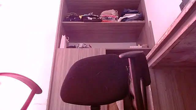 แชท XXX สดของ nicolle_milf1978
