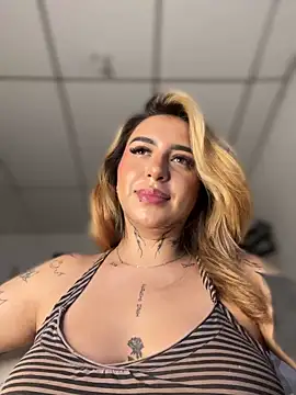 CarolQueen1_'s Live XXX Chat