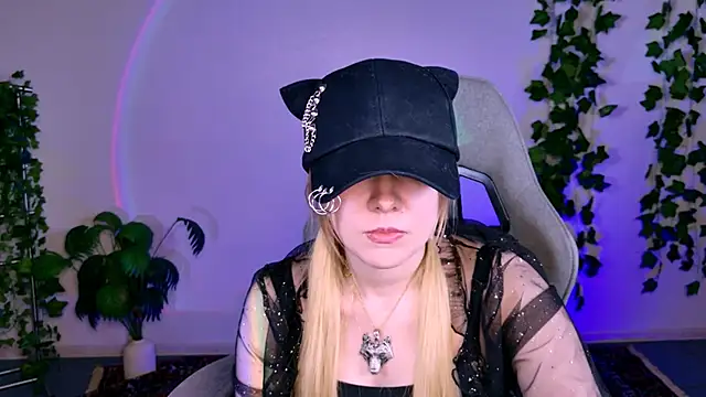 Kumiho_7777's Live XXX Chat