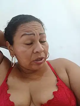 Chat +18 de Dirty_Candy ao vivo