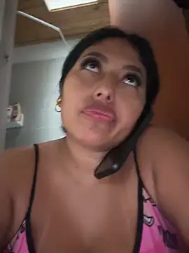 XXX chat uživo modela emmyjhonson07