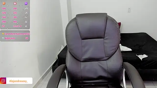 alejandra_milf_のライブXXXチャット