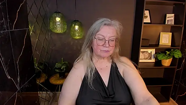NataliMellow's Webcam Show