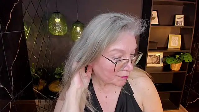 NataliMellow Chat XXX in diretta