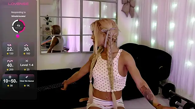 Chat XXX ao vivo de SarahRaynex