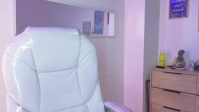 bluee_hazell Chat XXX in diretta