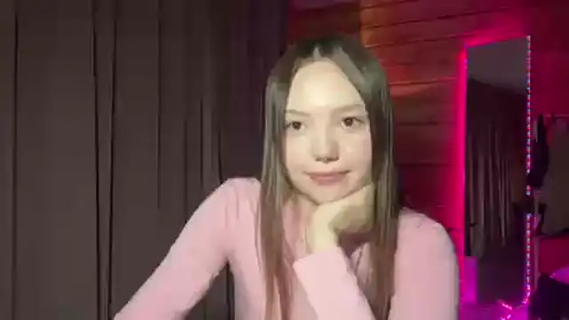 Chat +18 de LenLen_Solen ao vivo