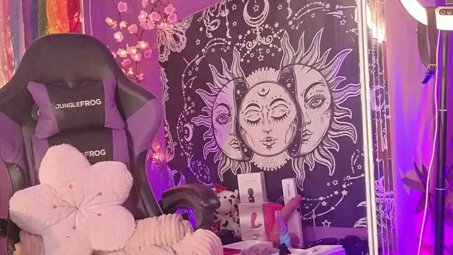 Gaia_Gatex's Live XXX Chat